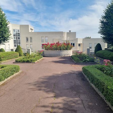 Chambre Avec Sdb Et Toilettes Privatives Rosny-sous-Bois Exterior foto